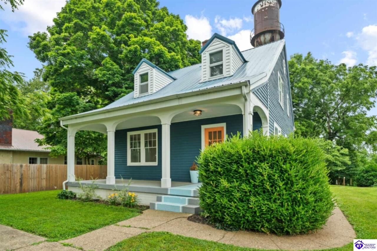 Property Photo:  80 Water Tower Lane  KY 40173 