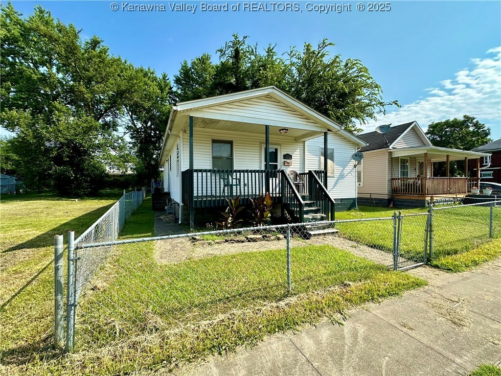 Property Photo: 1736 10th Avenue WV 25701