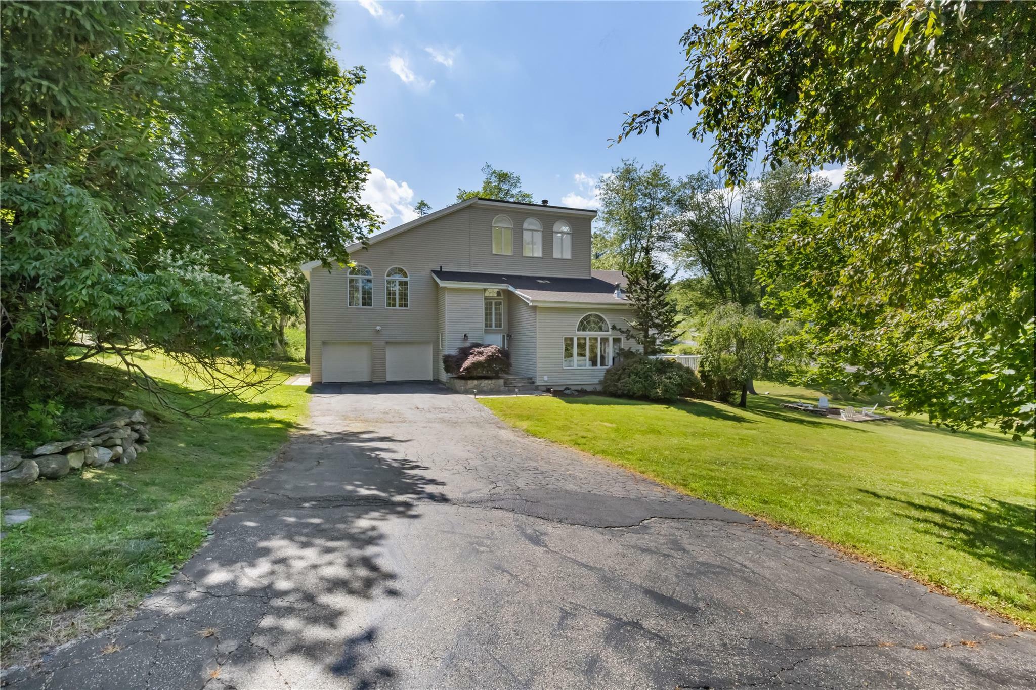 Property Photo: 4 Lake Gilead Road NY 10512