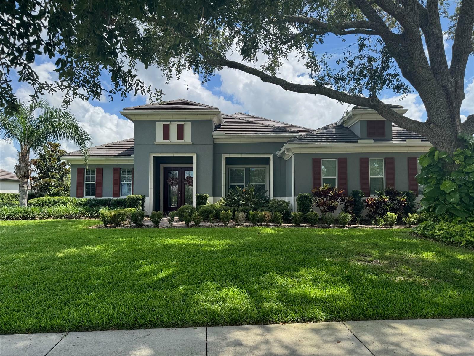 Property Photo: 25863 Crossings Bluff Lane FL 32776
