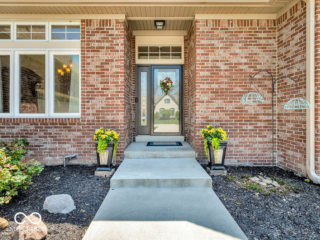 Property Photo: 3559 Towne Drive IN 46032
