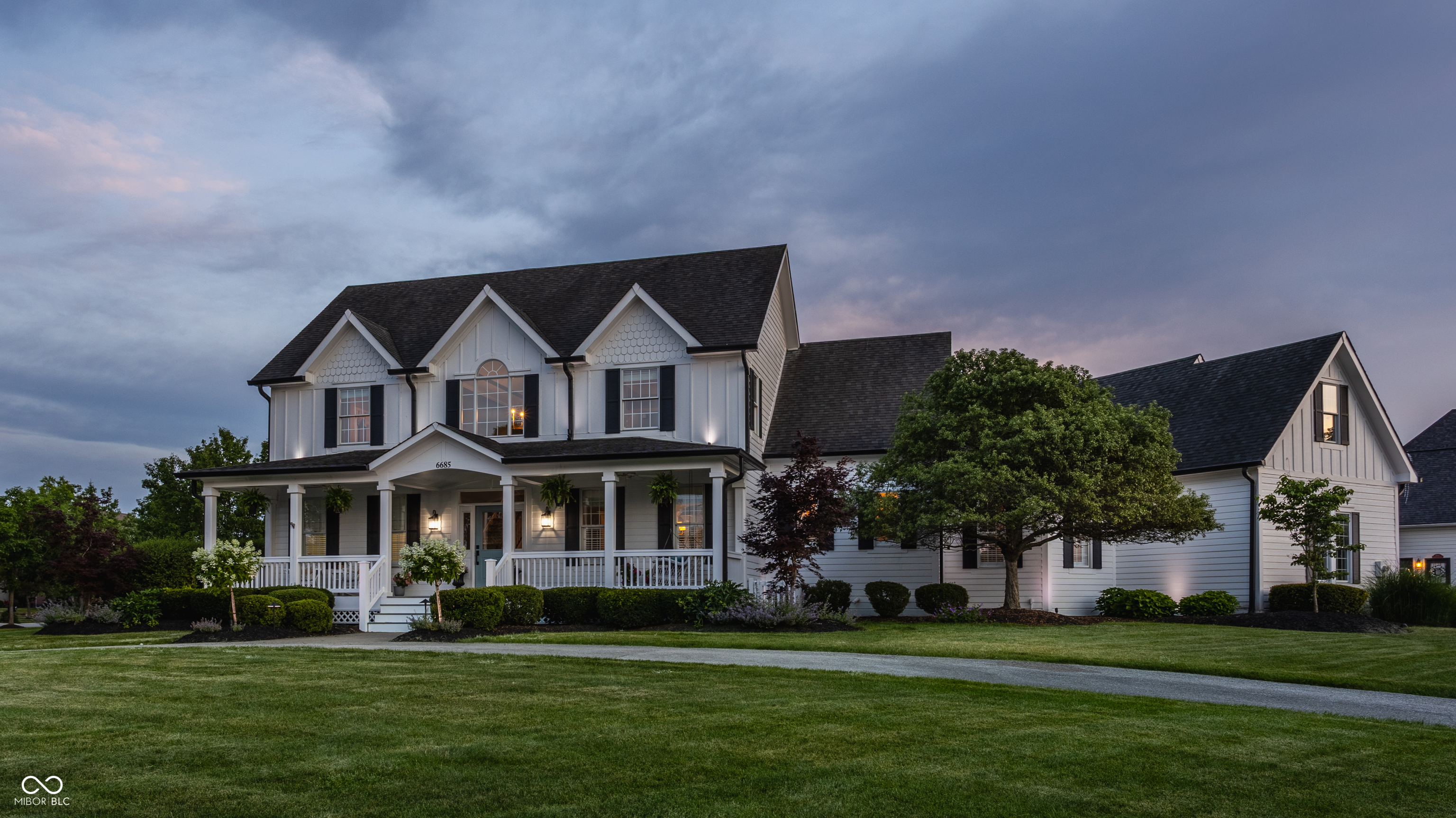 Property Photo: 6685 Chapel Crossing IN 46077