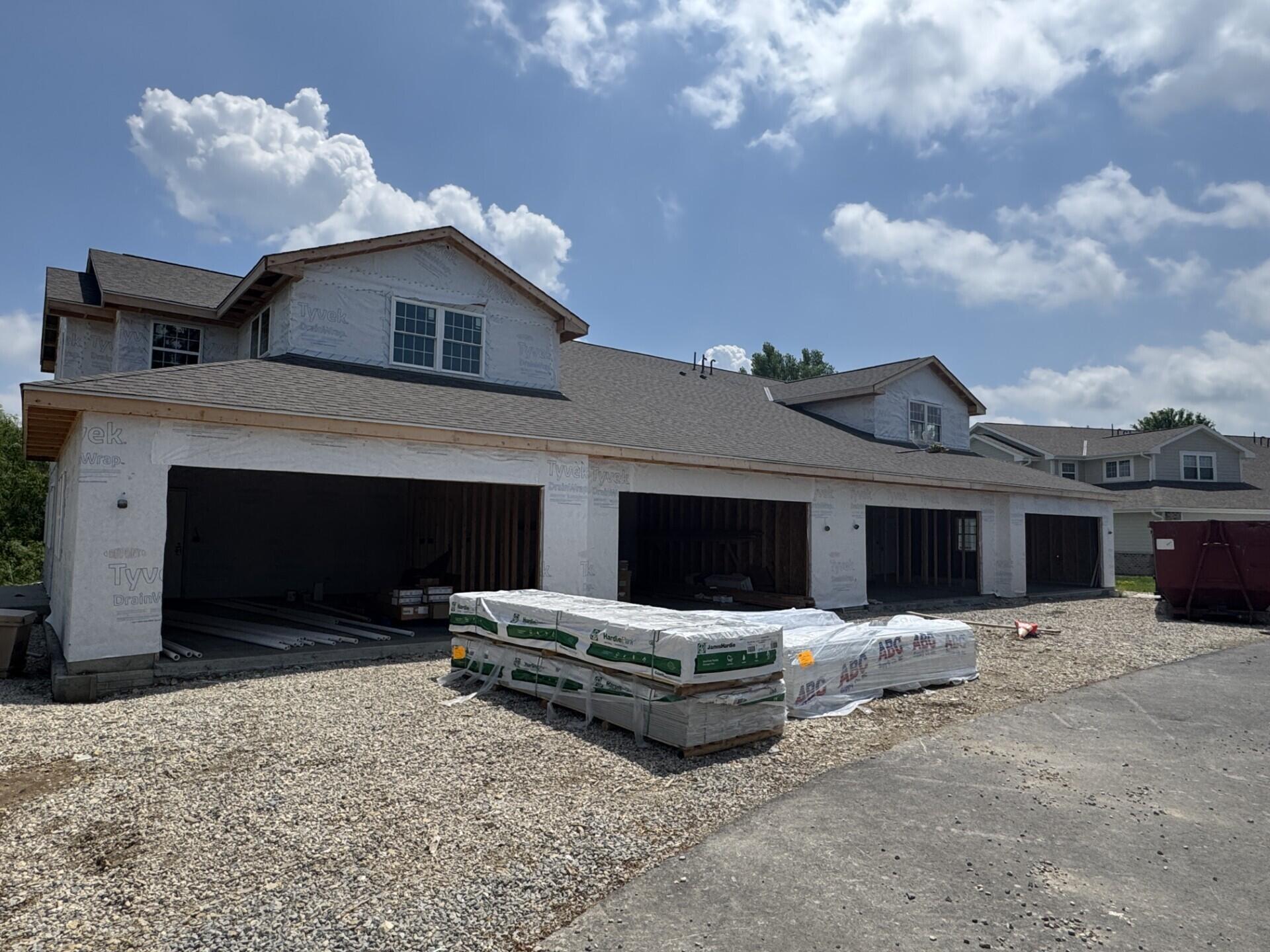 455 Hillary Cir B  Johnson Creek WI 53038 photo