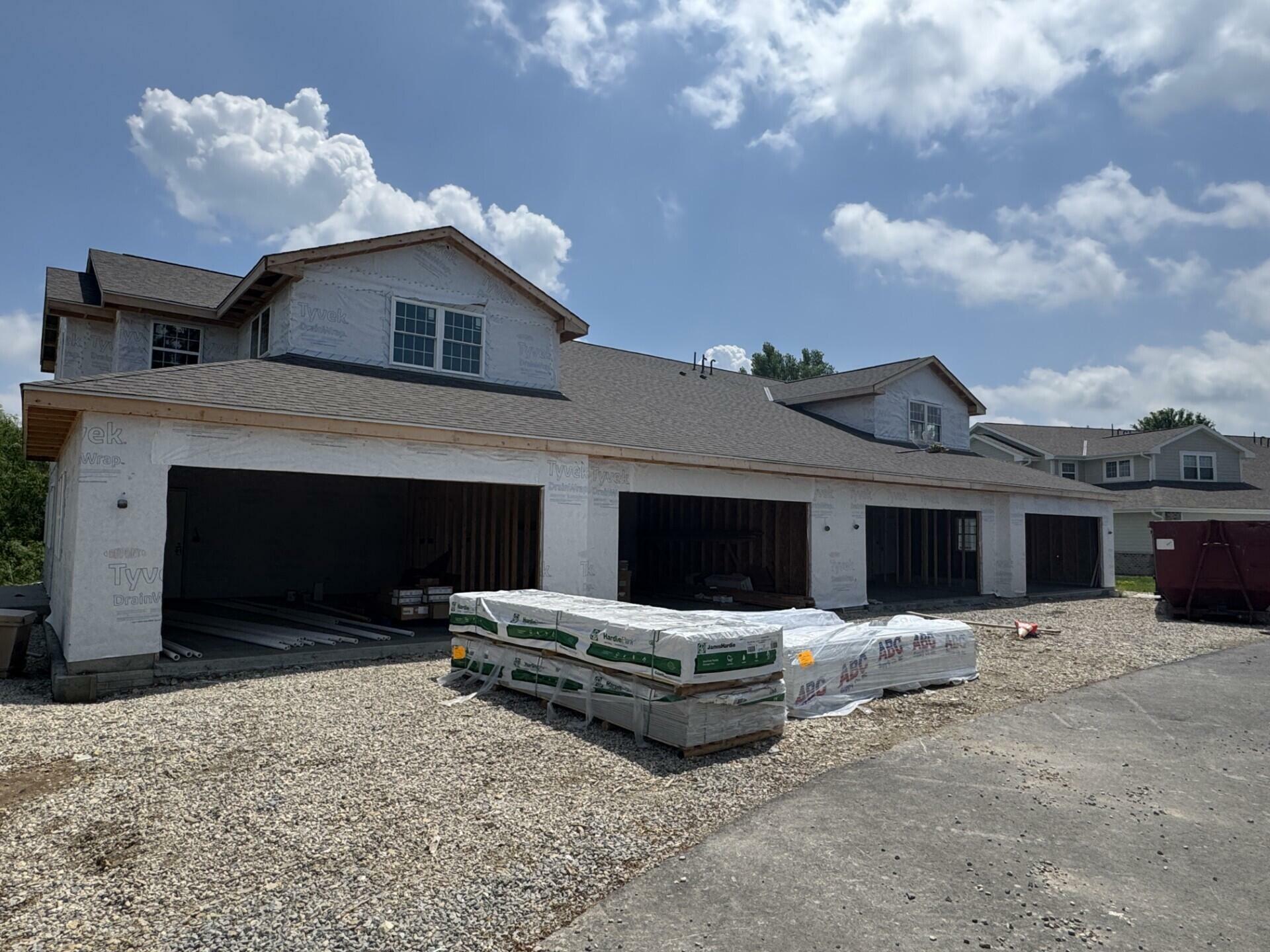 Property Photo: 455 Hillary Cir B WI 53038