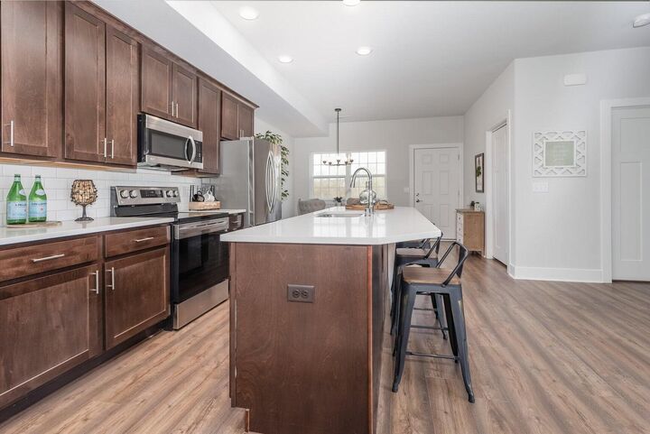 455 Hillary Cir B  Johnson Creek WI 53038 photo