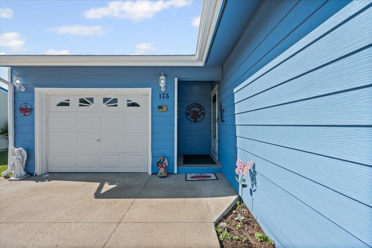 Property Photo: 173 Vista Circle WY 82729