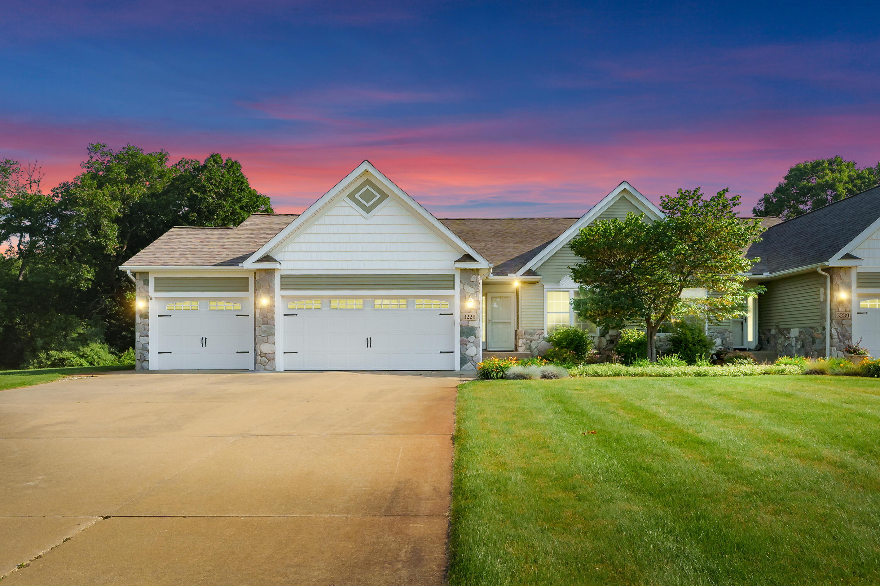 Property Photo: 3229 Nighthawk Lane MI 49015