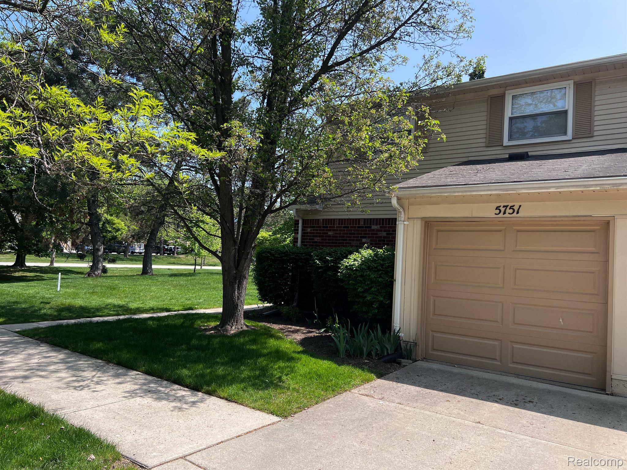 Property Photo: 5751 Northfield Parkway MI 48098