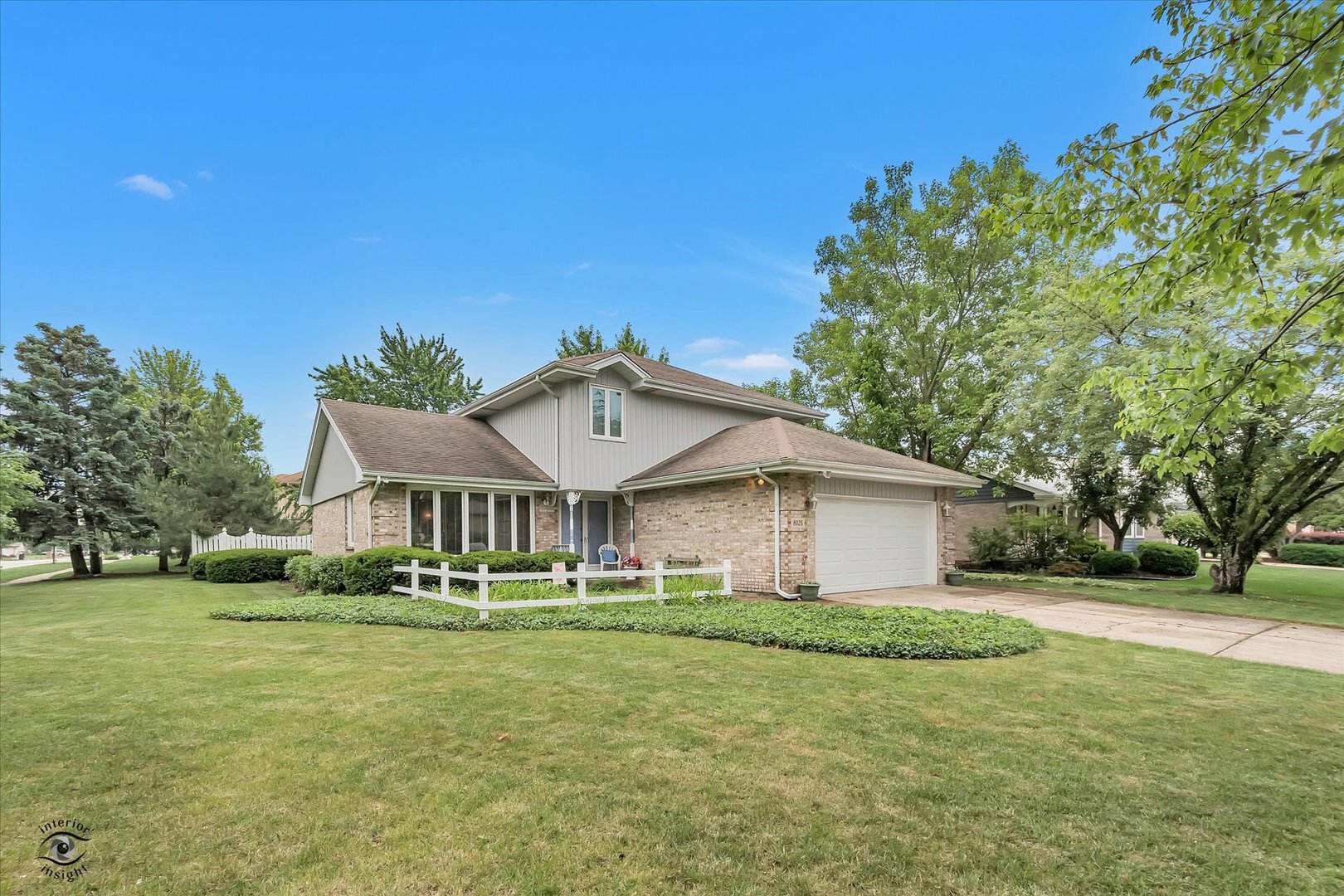 Property Photo: 8025 Shoshone Trail IL 60477