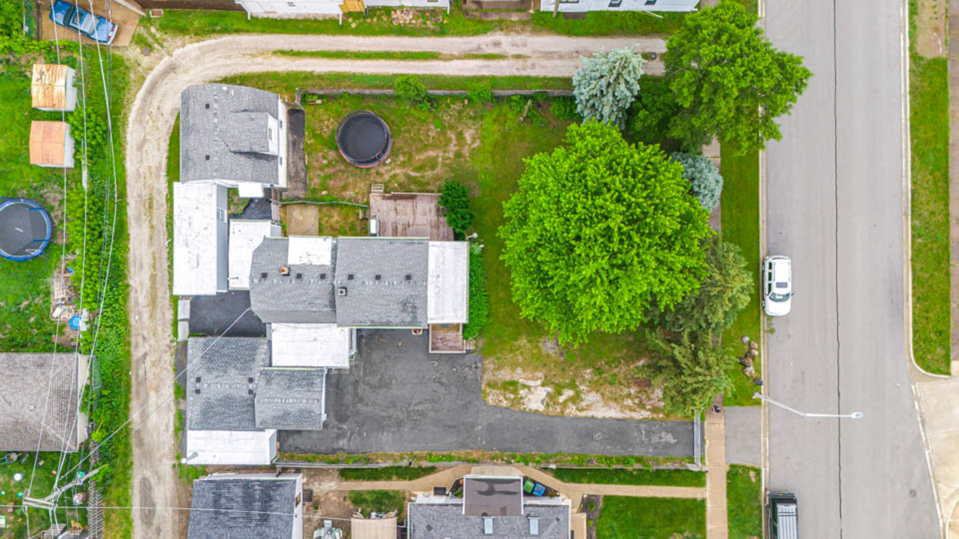 Property Photo: 9827 Melvina Avenue IL 60453
