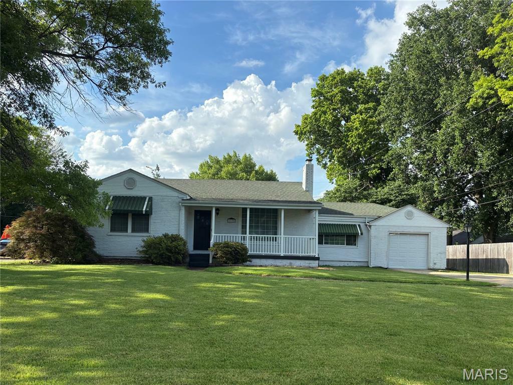 Property Photo: 2125 Richmond Avenue IL 62040