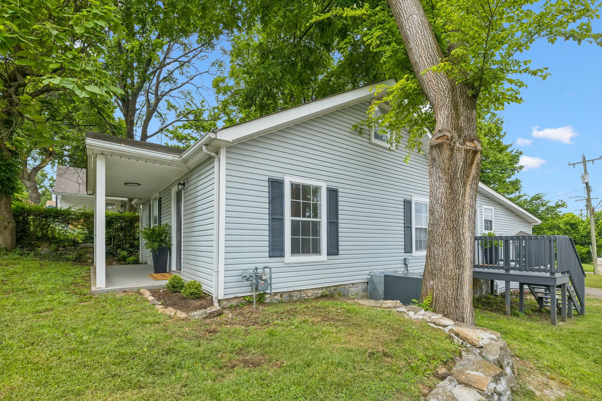 Property Photo: 315 37th Ave N TN 37209