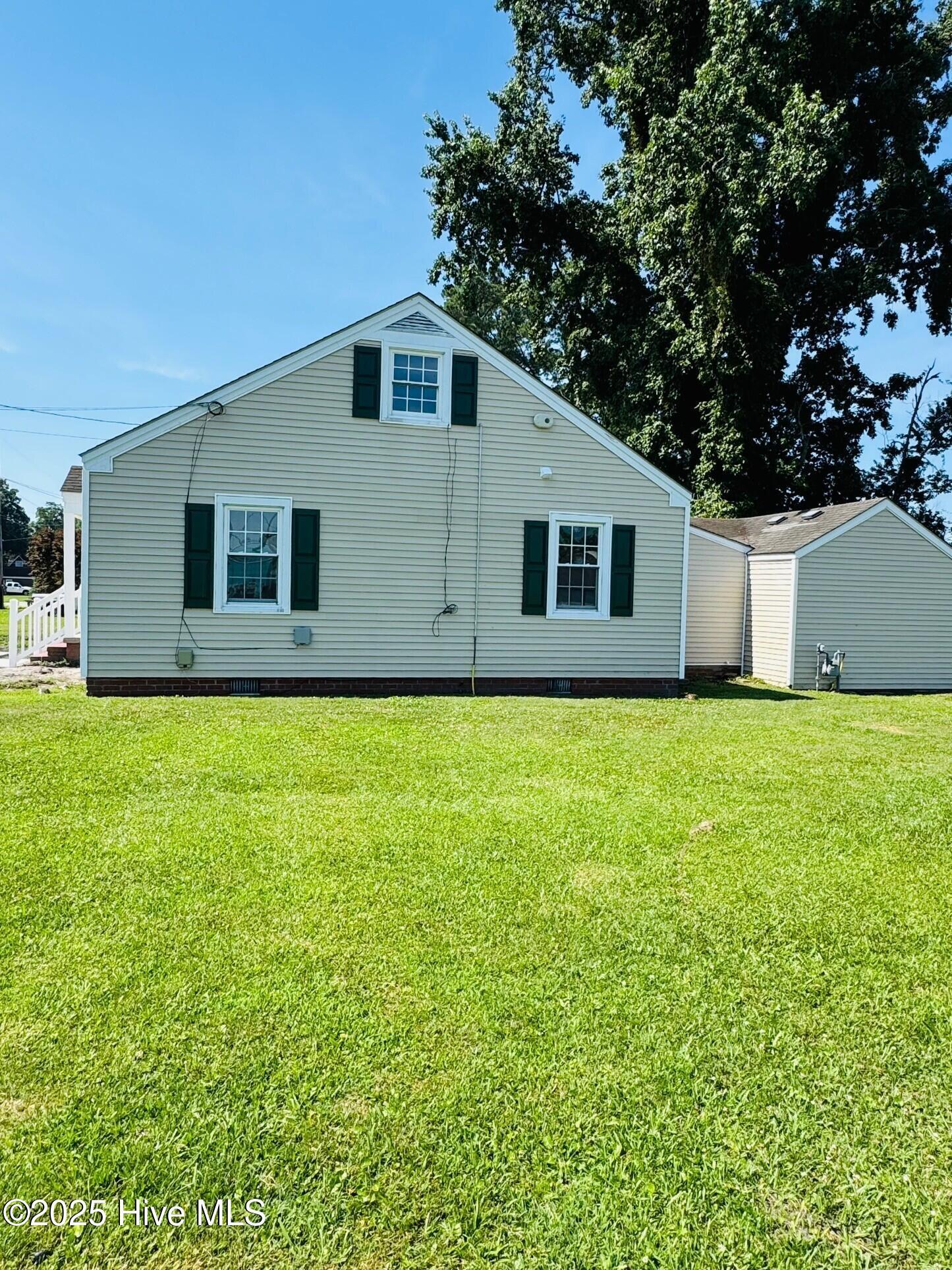 Property Photo: 205 Simpson Street NC 27909