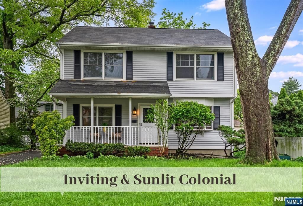 Property Photo:  370 Chesterfield Street  NJ 07450 