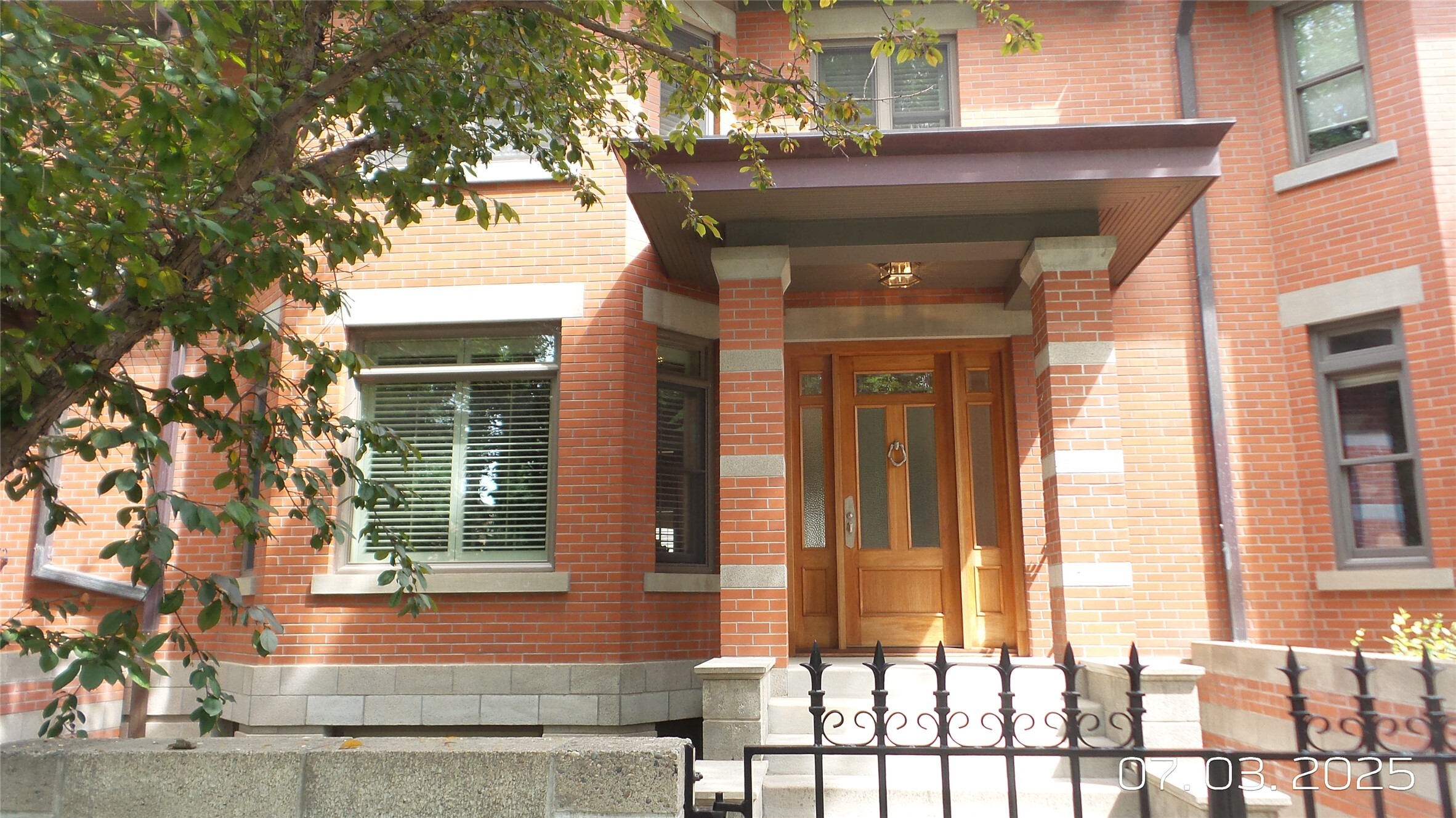 Property Photo:  223 3rd Avenue N  MT 59401 