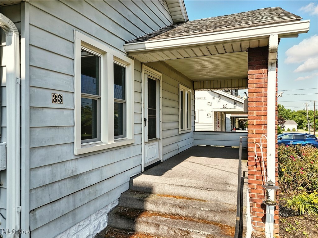 Property Photo: 33 Townsend Avenue OH 44420