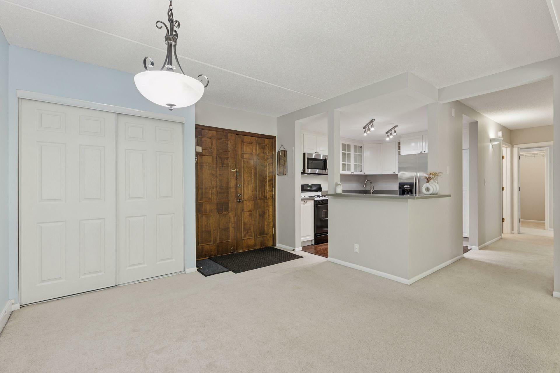 Property Photo: 6650 Vernon Avenue S 111 MN 55436