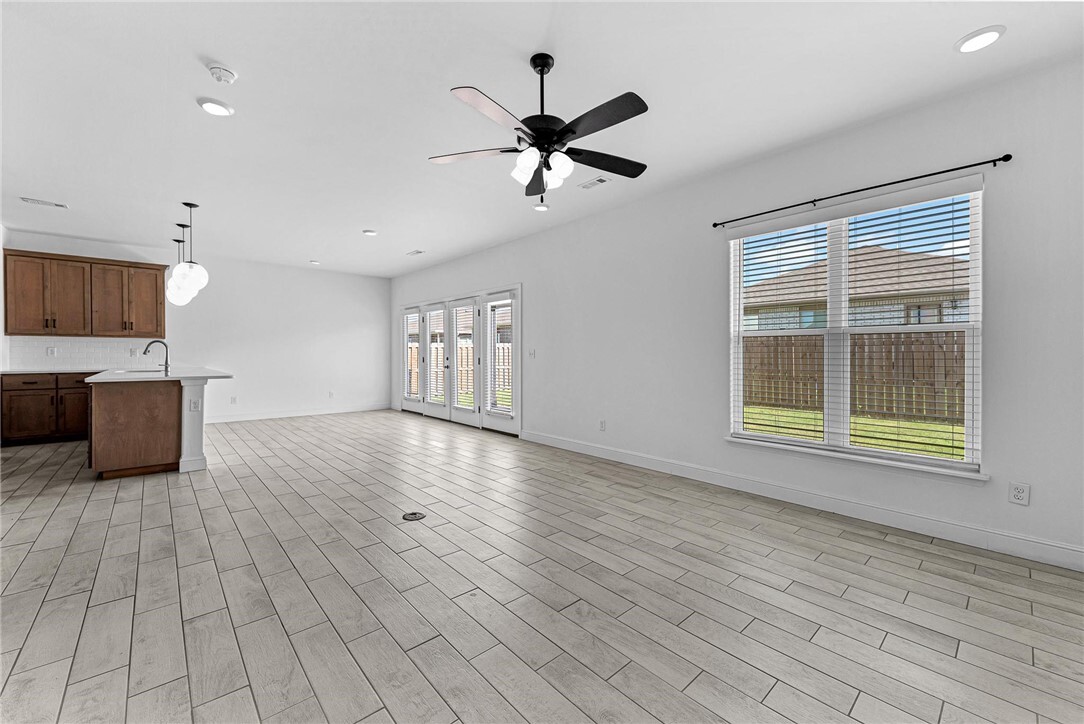 Property Photo: 2090 Wildflower Drive AR 72719
