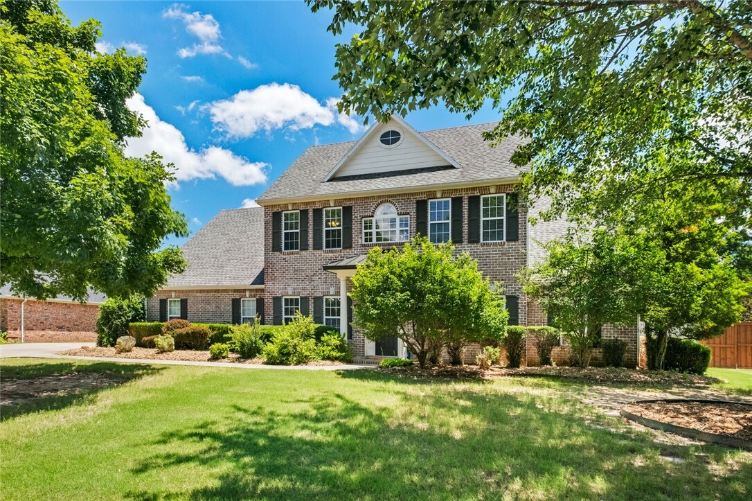 1754 N Hartford Drive  Fayetteville AR 72701 photo