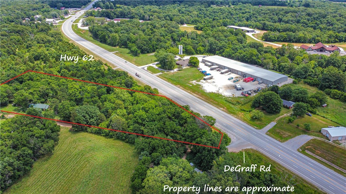 Property Photo: 13610 Degraff Road AR 72756