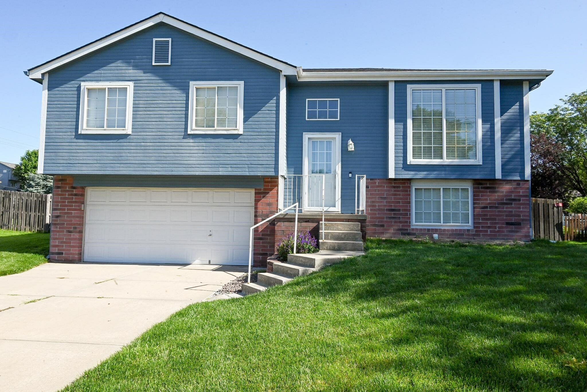 Property Photo: 2412 Lewis And Clark Road NE 68123
