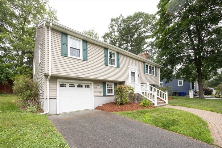 Property Photo:  6 Clearview Dr  MA 01757 