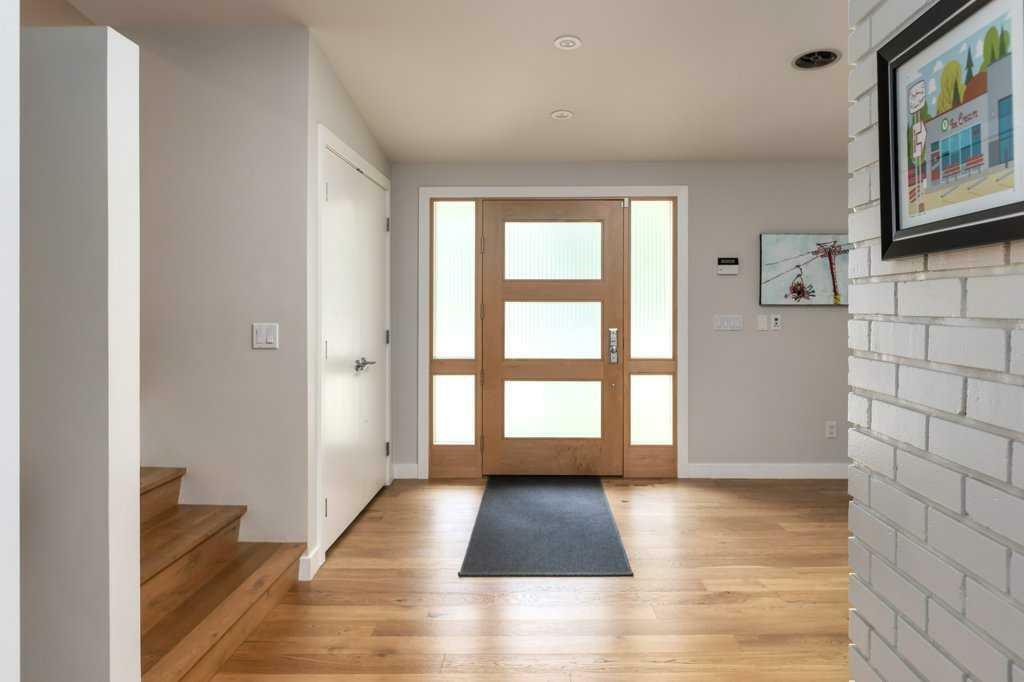 Photo de la propriété: 56 Massey Place SW AB T2V 2G5