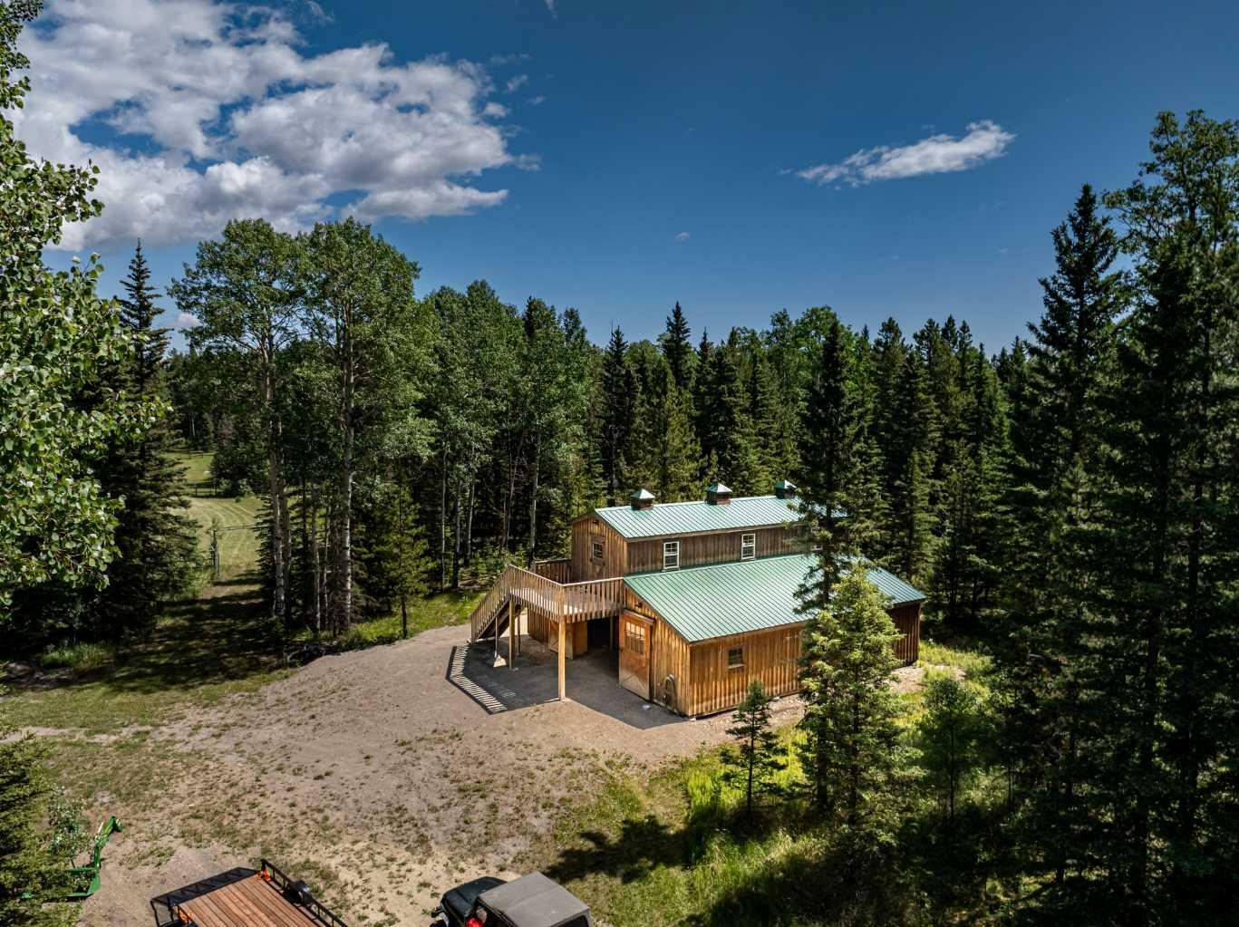 Property Photo: 282155 Range Road 53 AB T4C 1A7
