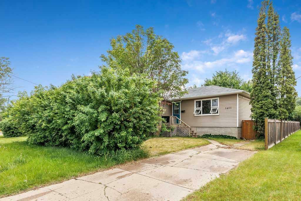 Property Photo: 5405 38 Street AB T4N 0X5