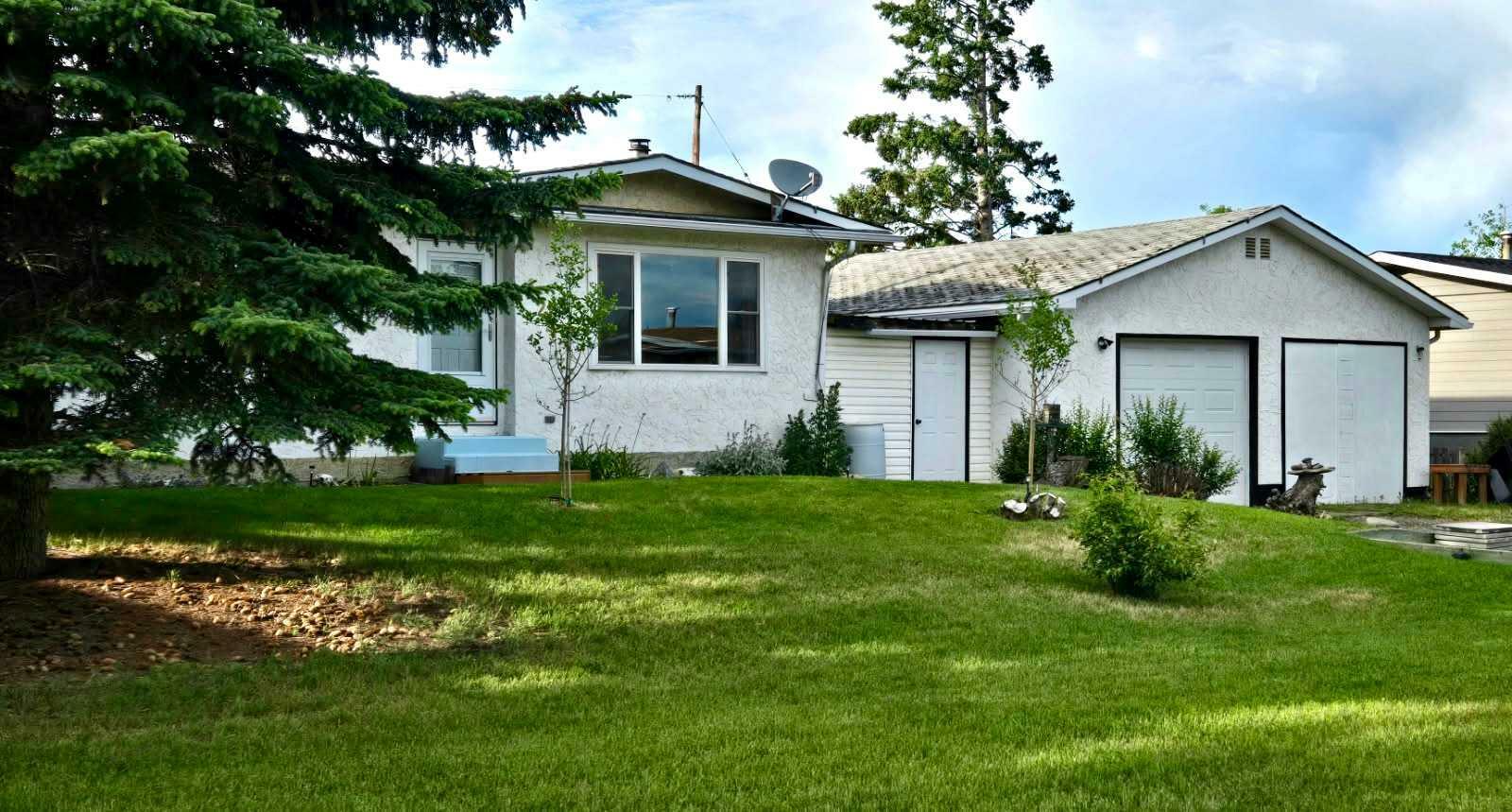 Photo de la propriété: 124 2nd Avenue NE AB T0L 0H0