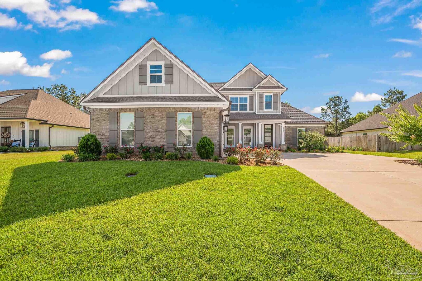 Property Photo: 6264 Howie Way FL 32571