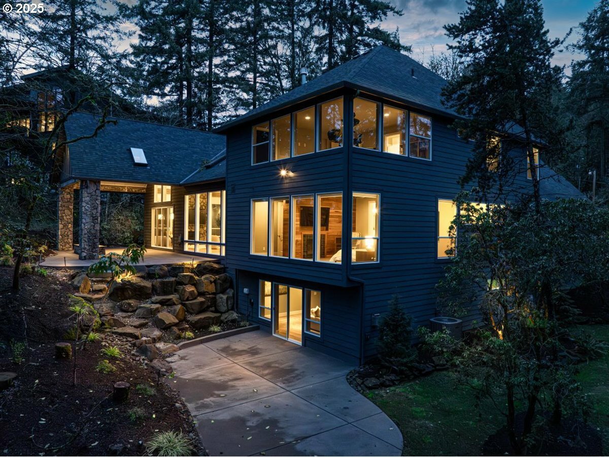 Property Photo: 2193 NE 3rd Ave WA 98607