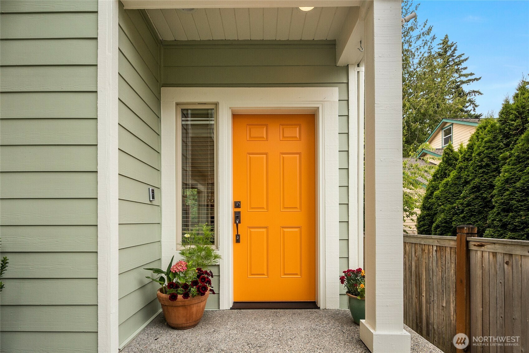 Property Photo:  23114  87th Avenue W  WA 98026 