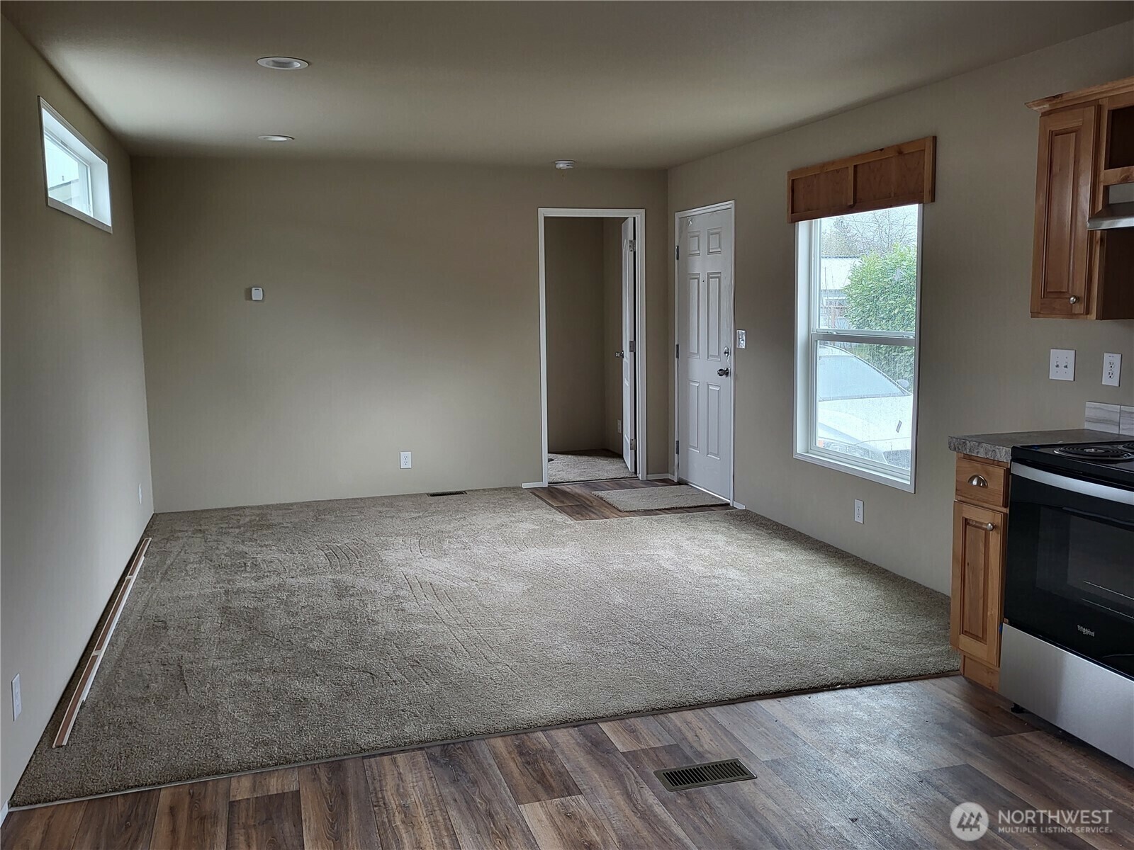 Property Photo: 340 W Prairie Street 15 WA 98382