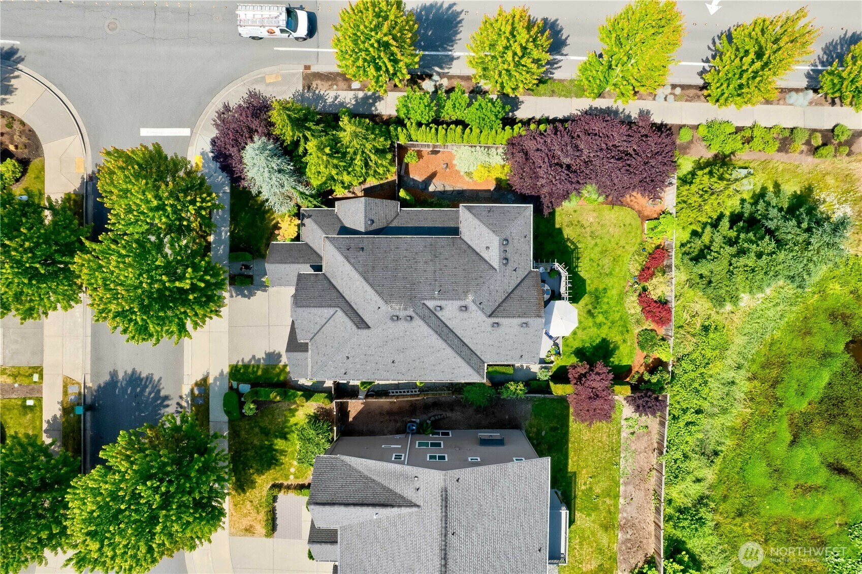 Property Photo: 11594 174th Court NE WA 98052