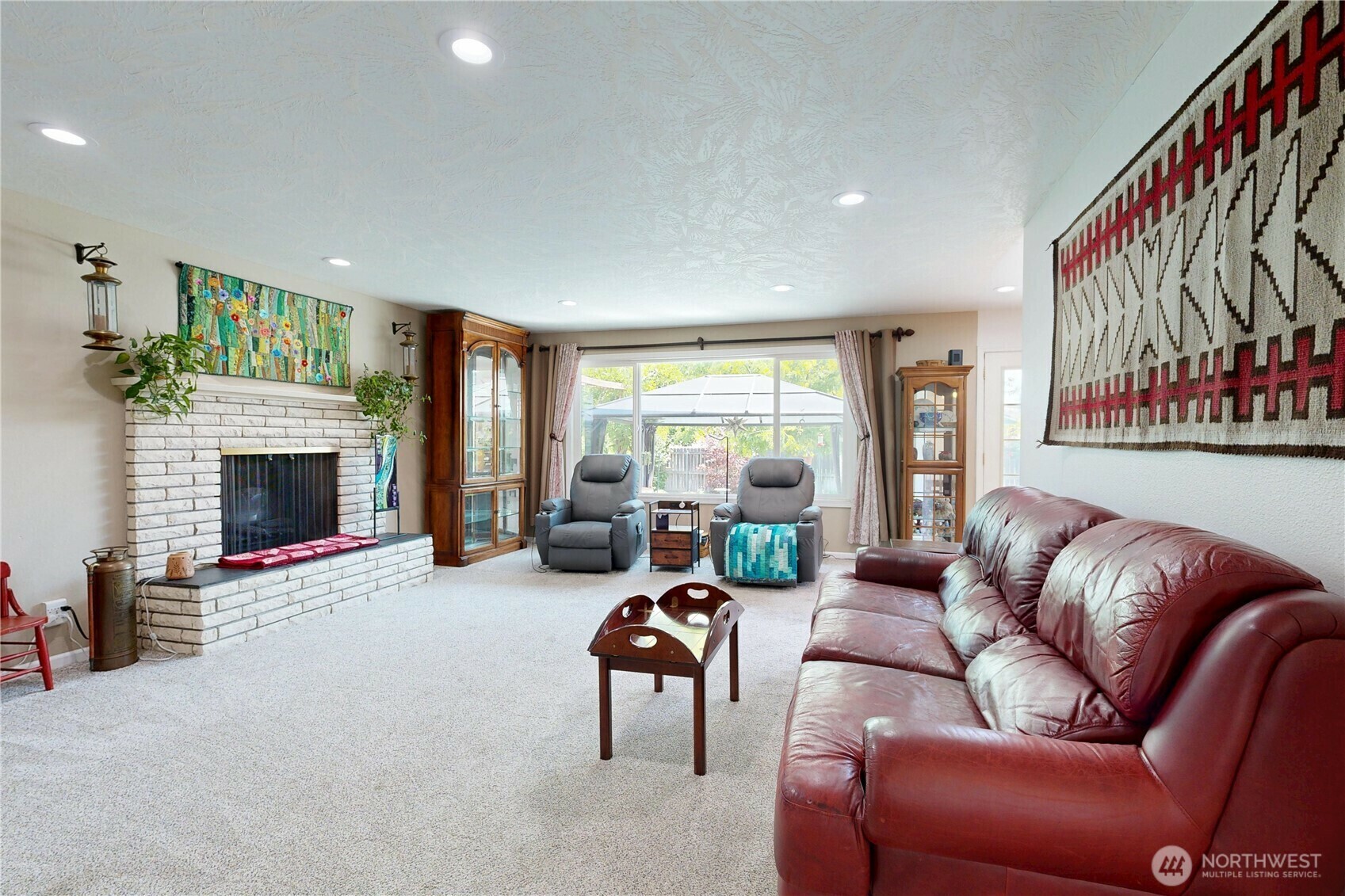 Property Photo: 2093 Parish Street WA 99362