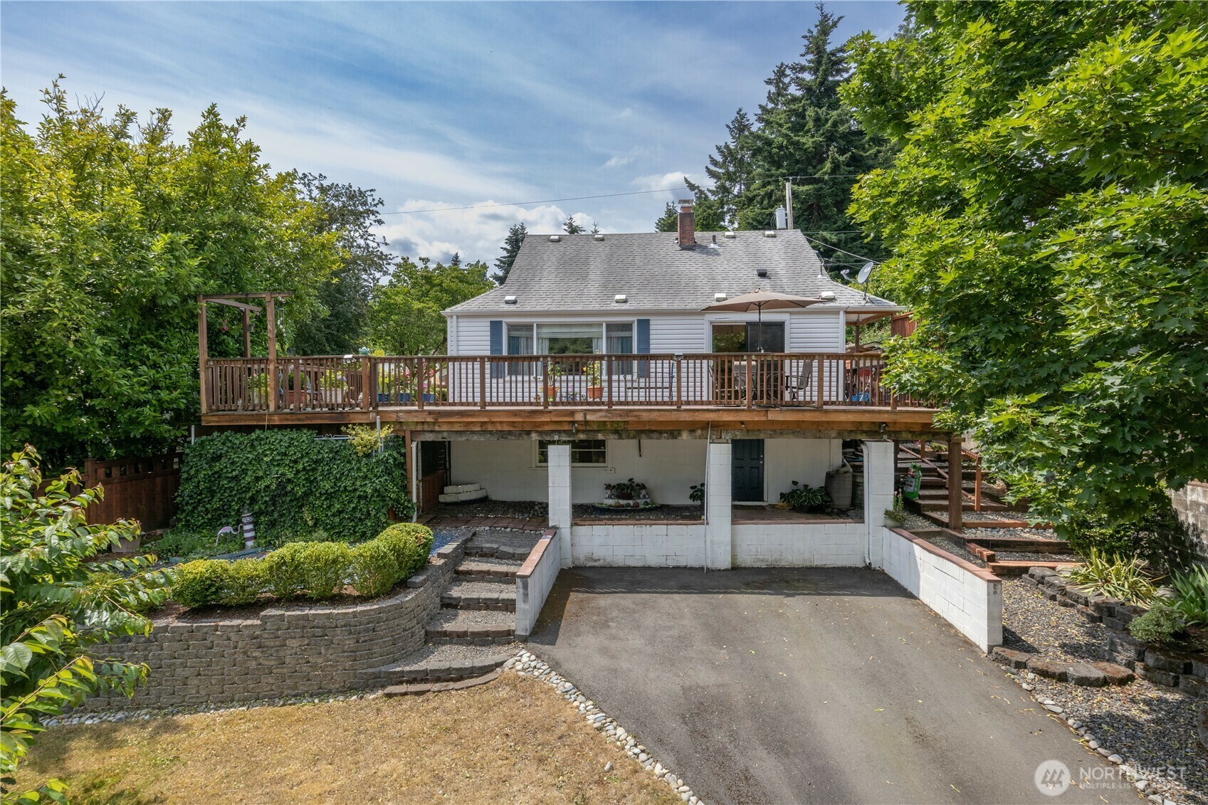 Property Photo:  1112  Evans Avenue W  WA 98312 