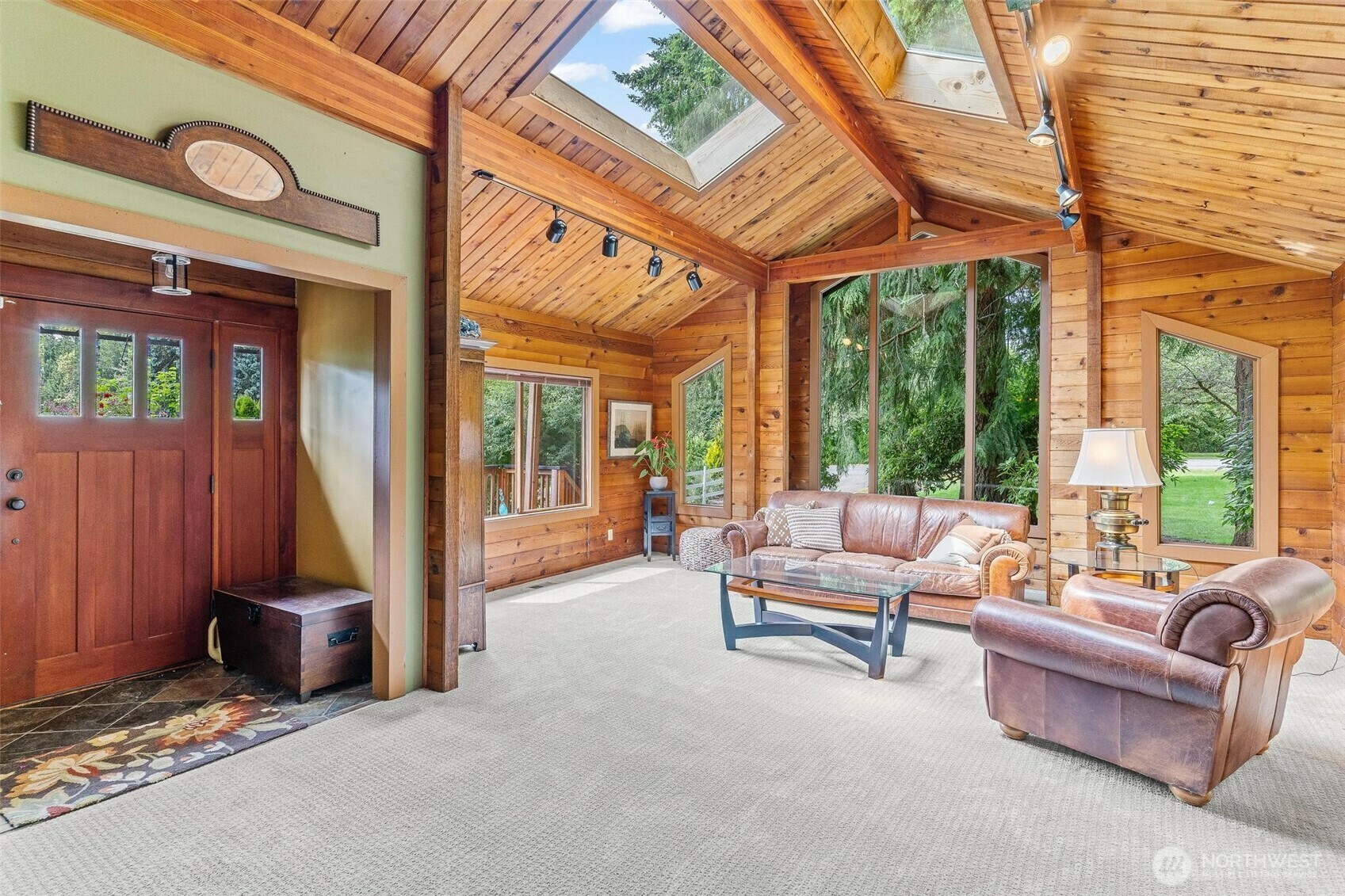 Property Photo: 16121 NE 160th Street WA 98072