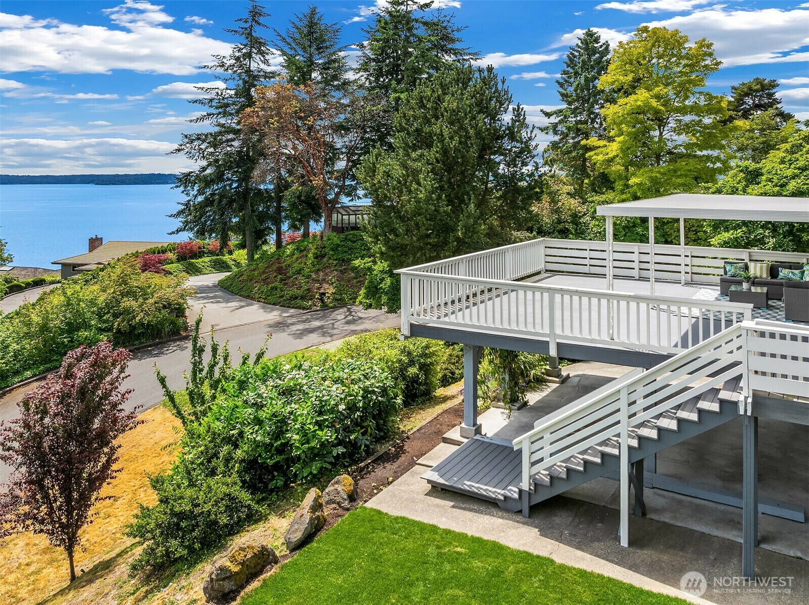 Property Photo: 4454 54th Avenue SW WA 98116