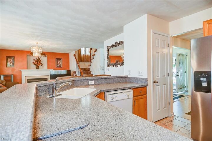 Property Photo: 103 Woodlake Ter VA 23434