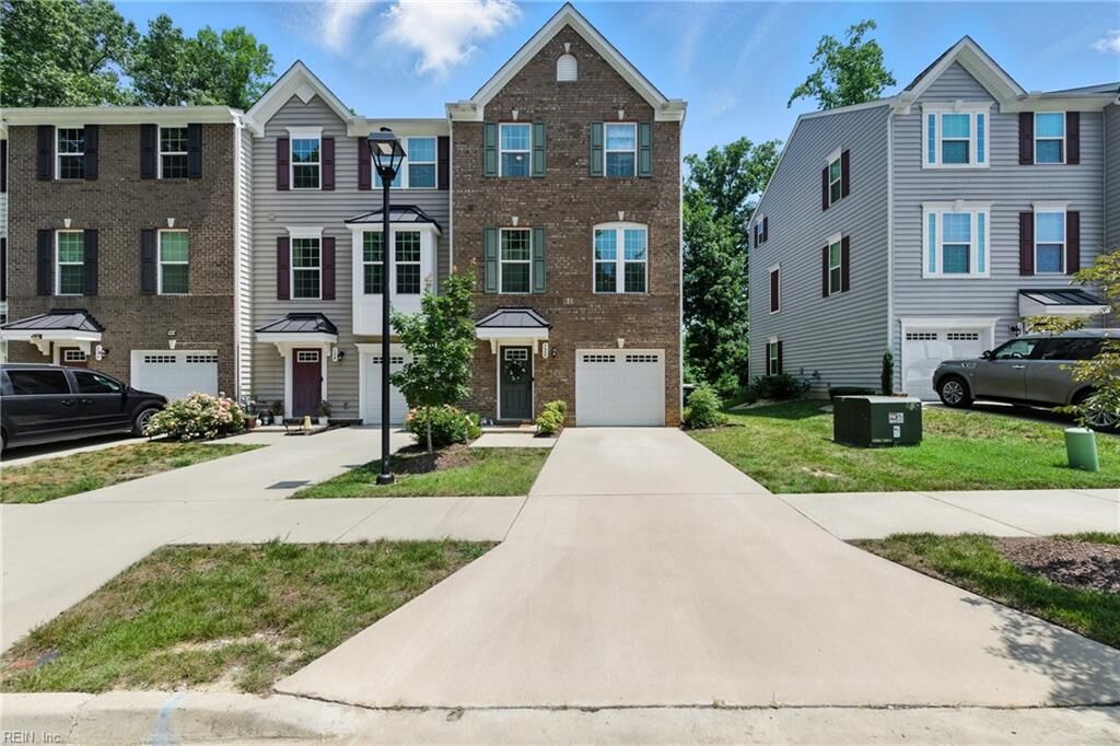 Property Photo:  132 McCormick Pl  VA 23185 