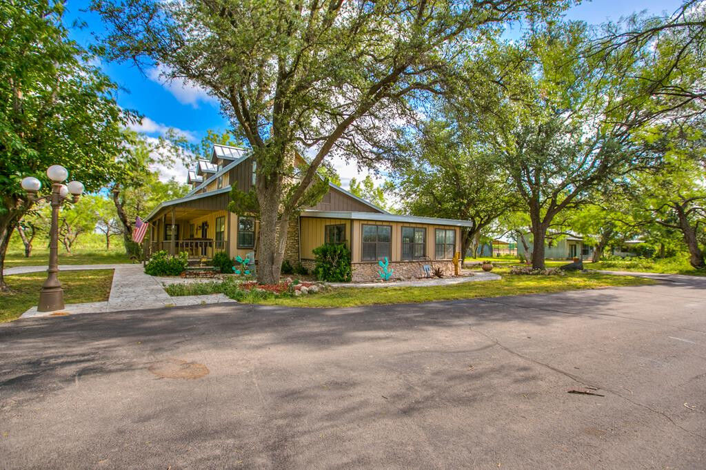 Property Photo:  9434 W Bryant Lane  TX 76904 