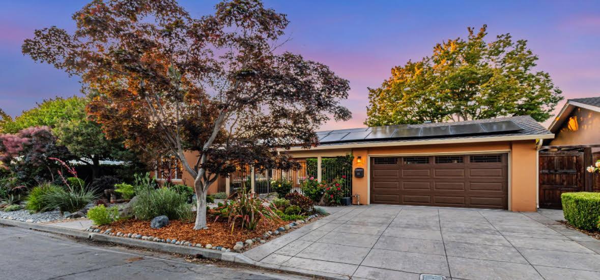 Property Photo: 1111 Arnott Way CA 95008