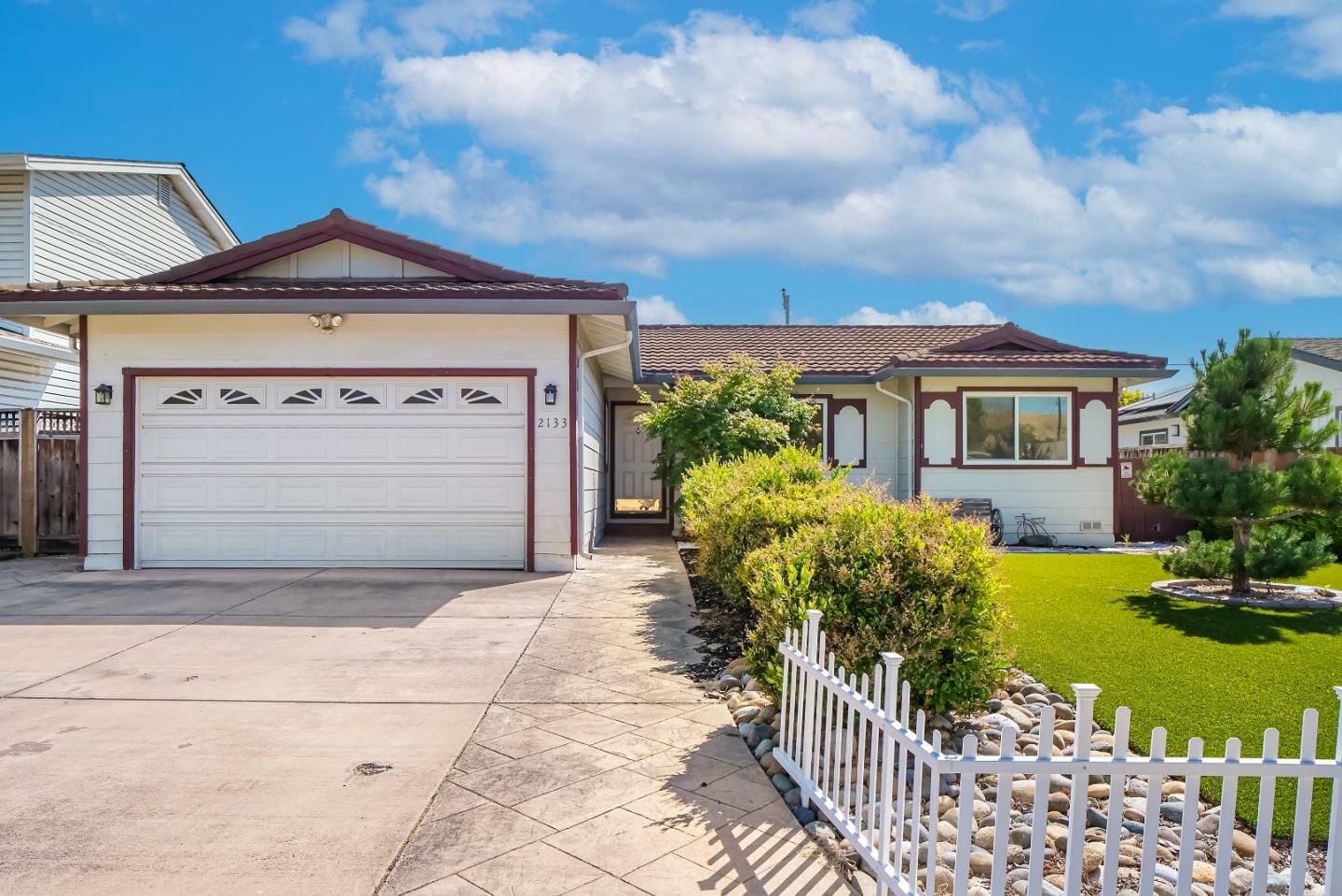 Property Photo: 2133 Ashwood Lane CA 95132