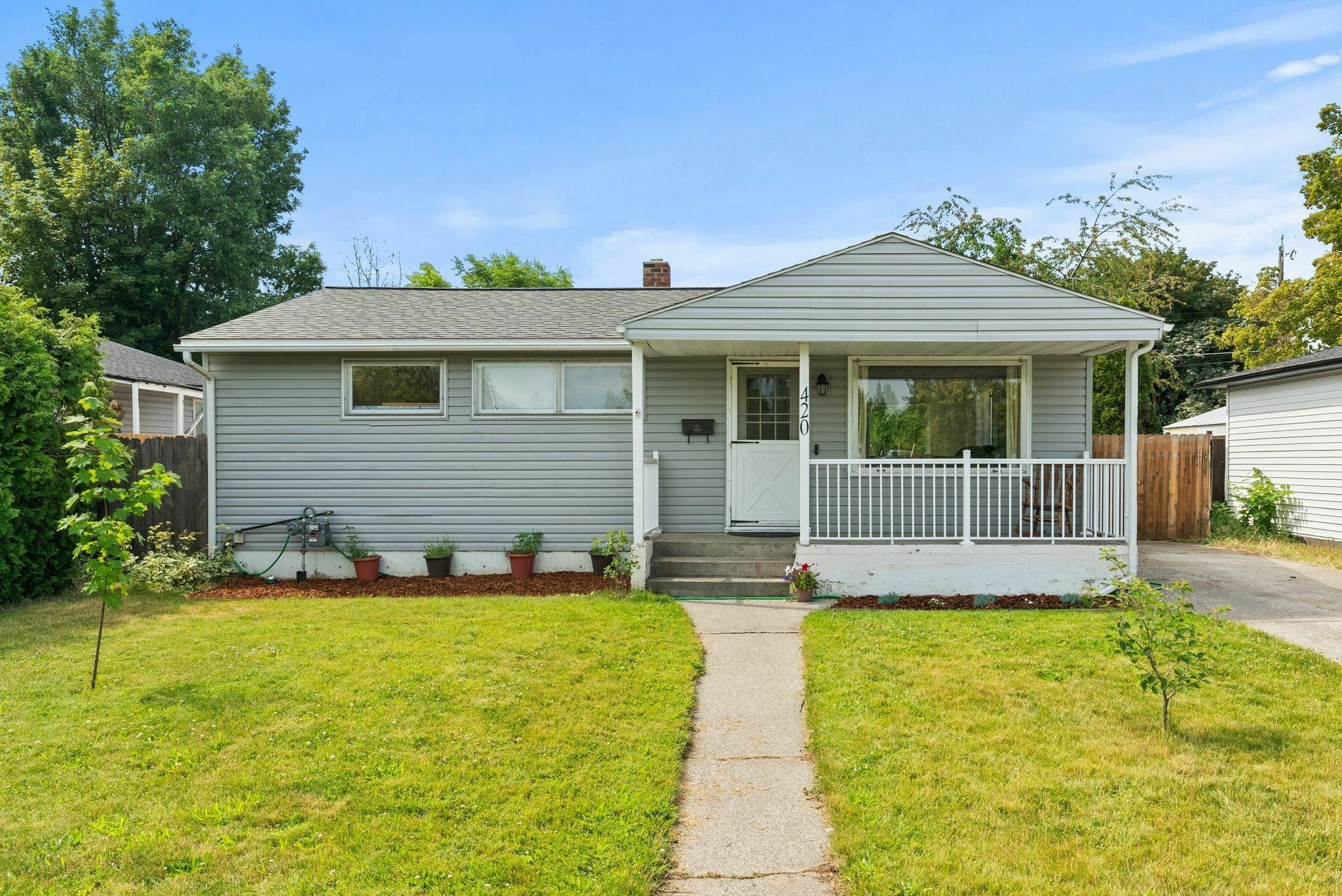 Property Photo:  420 E Columbia Ave  WA 99208 