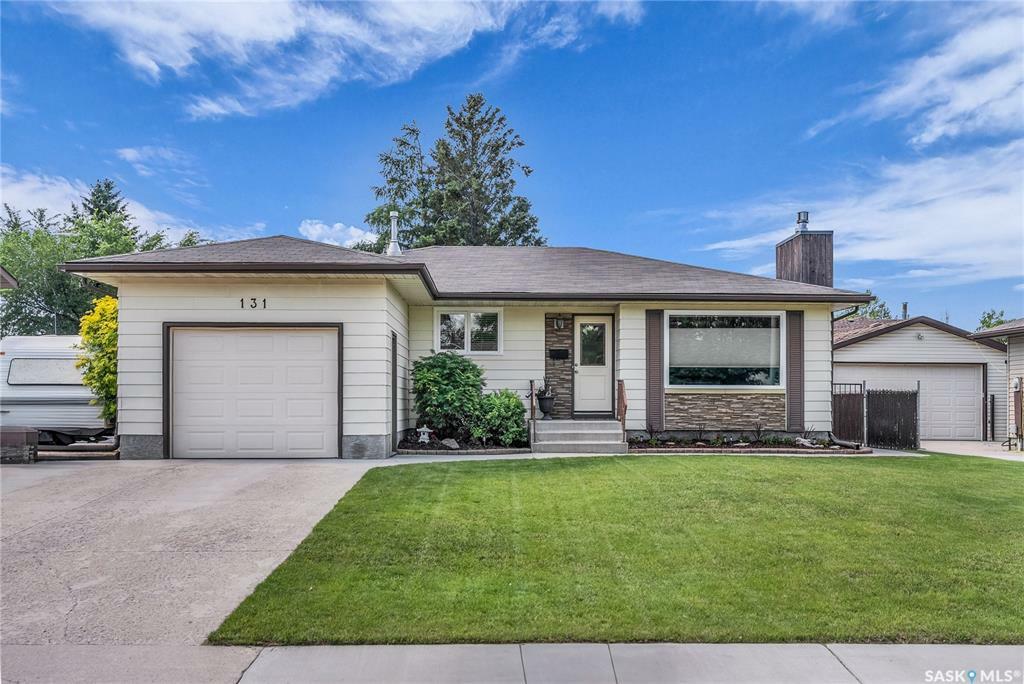 Property Photo: 131 David Knight Crescent SK S7K 5L5