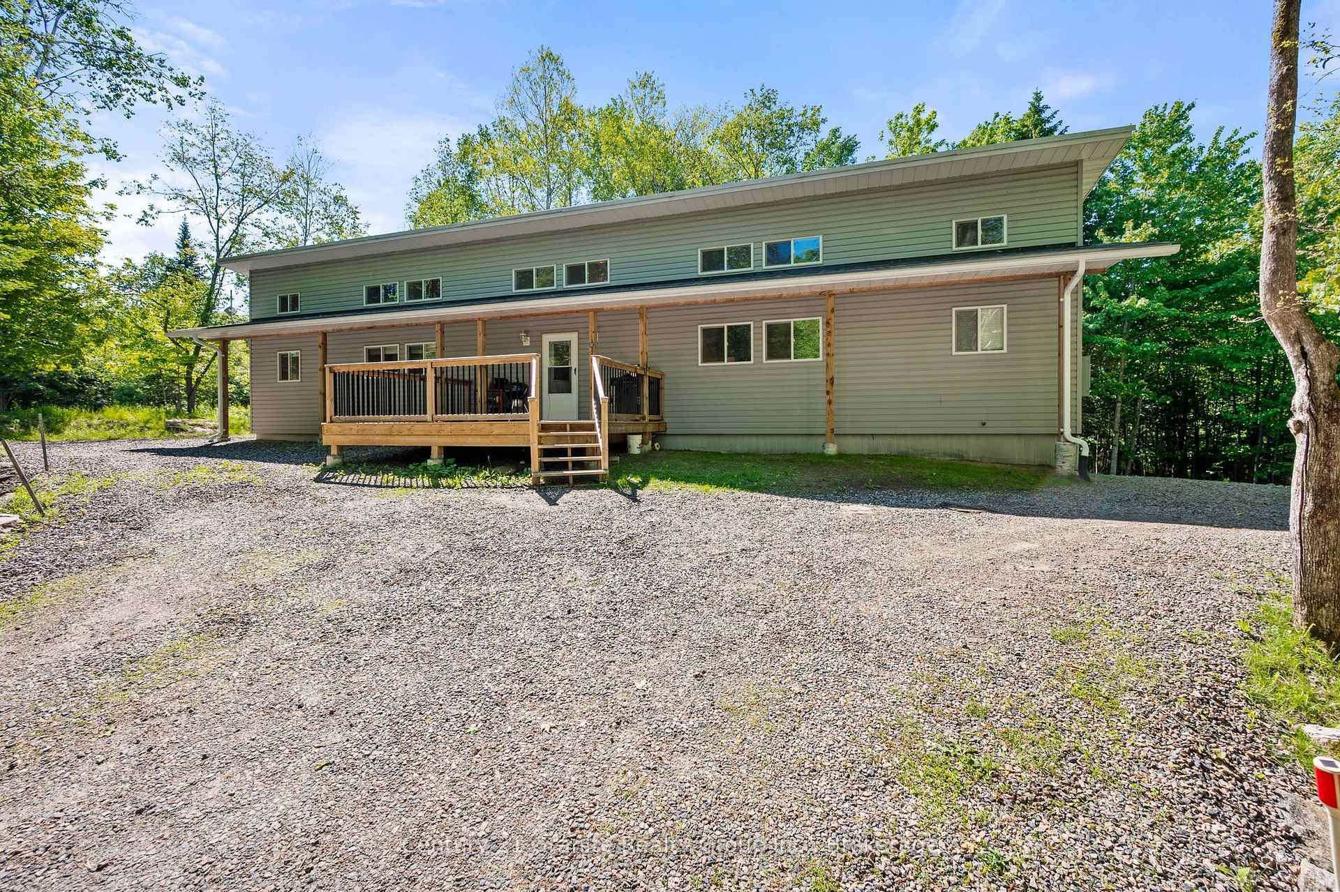 Property Photo:  51 Farmcrest Avenue  ON K0M 1S0 