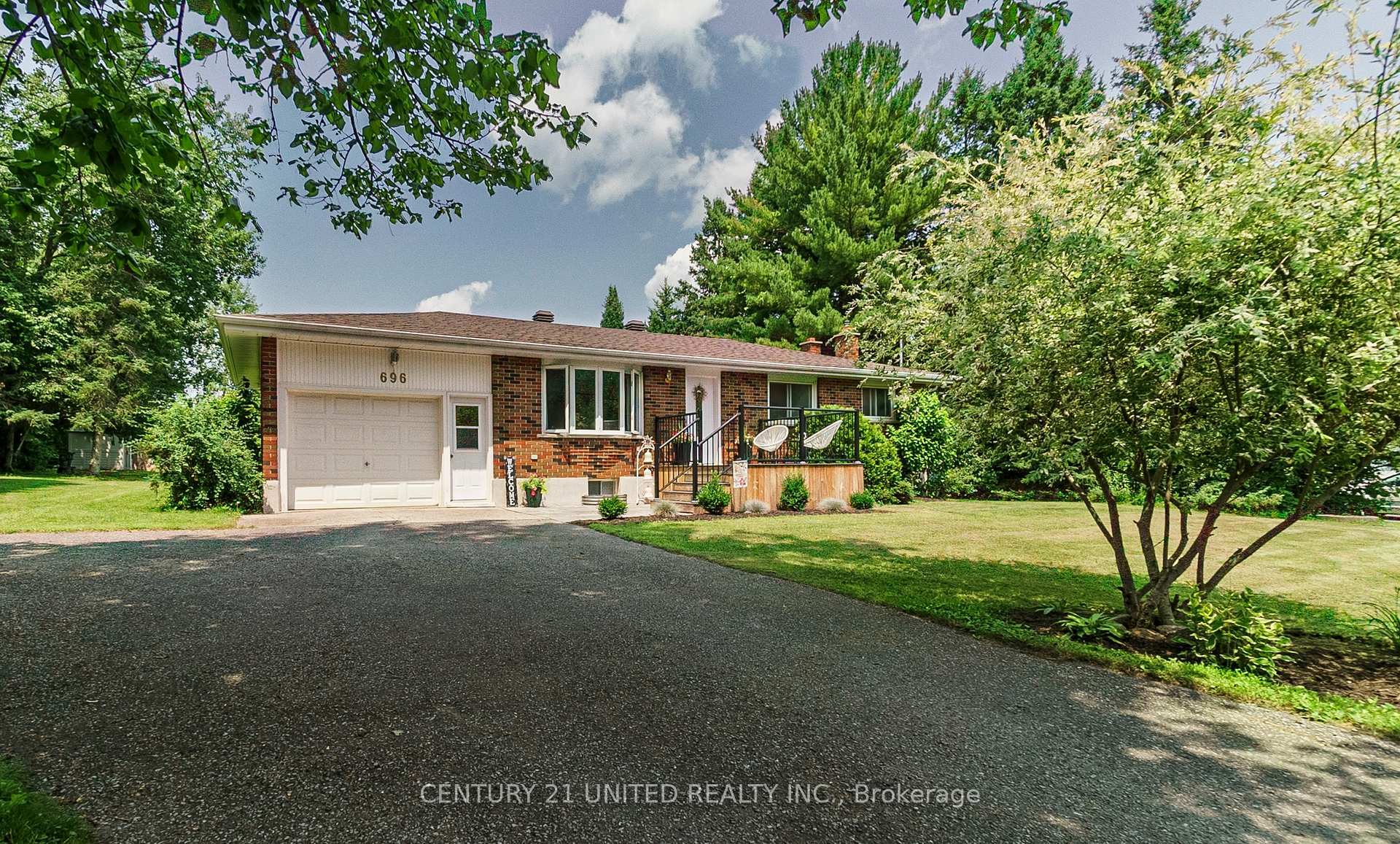 Photo de la propriété: 696 Skyline Road ON K0L 1T0
