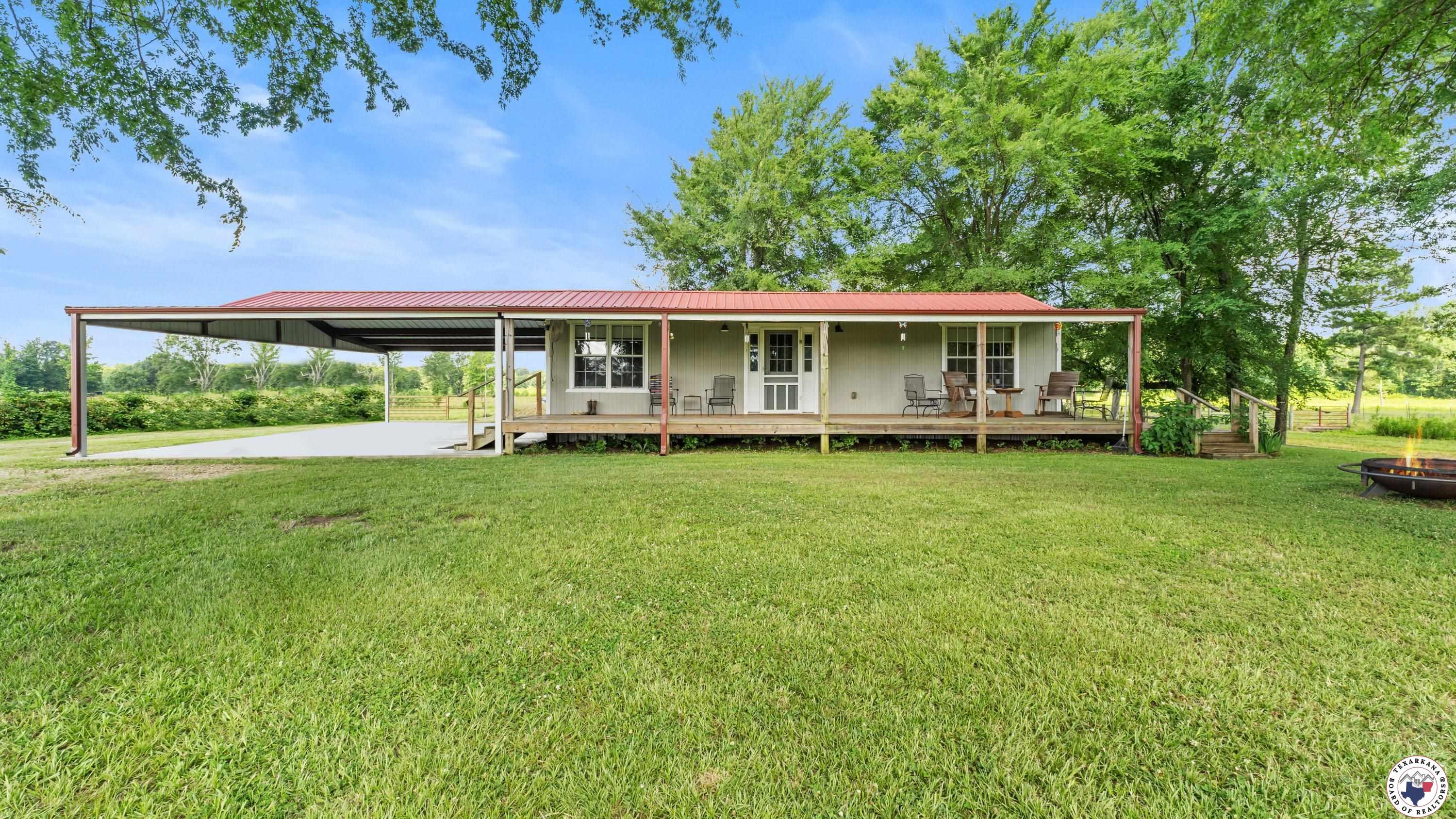 Property Photo: 254 Cr 4129 TX 75570