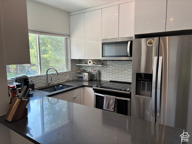 Property Photo: 1133 E Sherman Ave S UT 84105